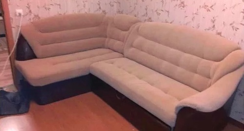 Перетяжка углового дивана. Новокосино